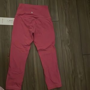 lulu align HR crop 21”